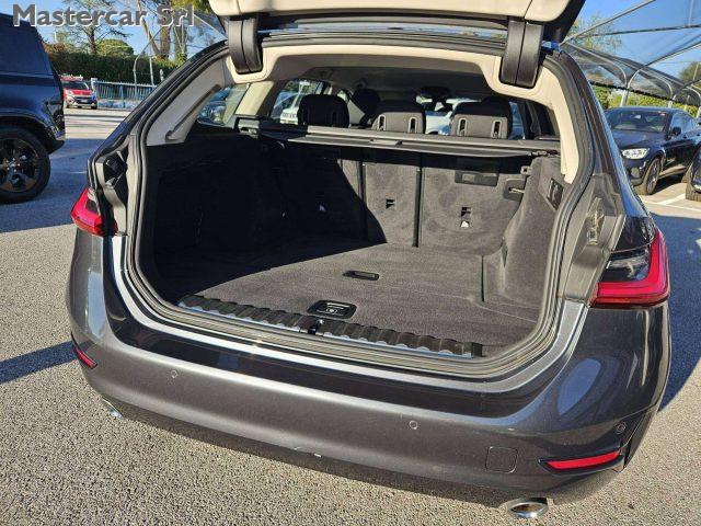 BMW 320 G21 320d Touring mhev 48V xdrive Business Advantag