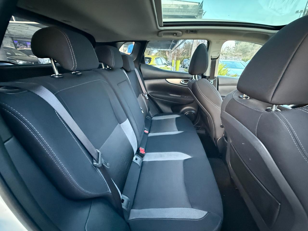 Nissan Qashqai 1.5 dCi Tekna Tetto Navi Led Camera