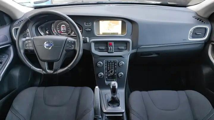 Volvo V40 D2 Momentum