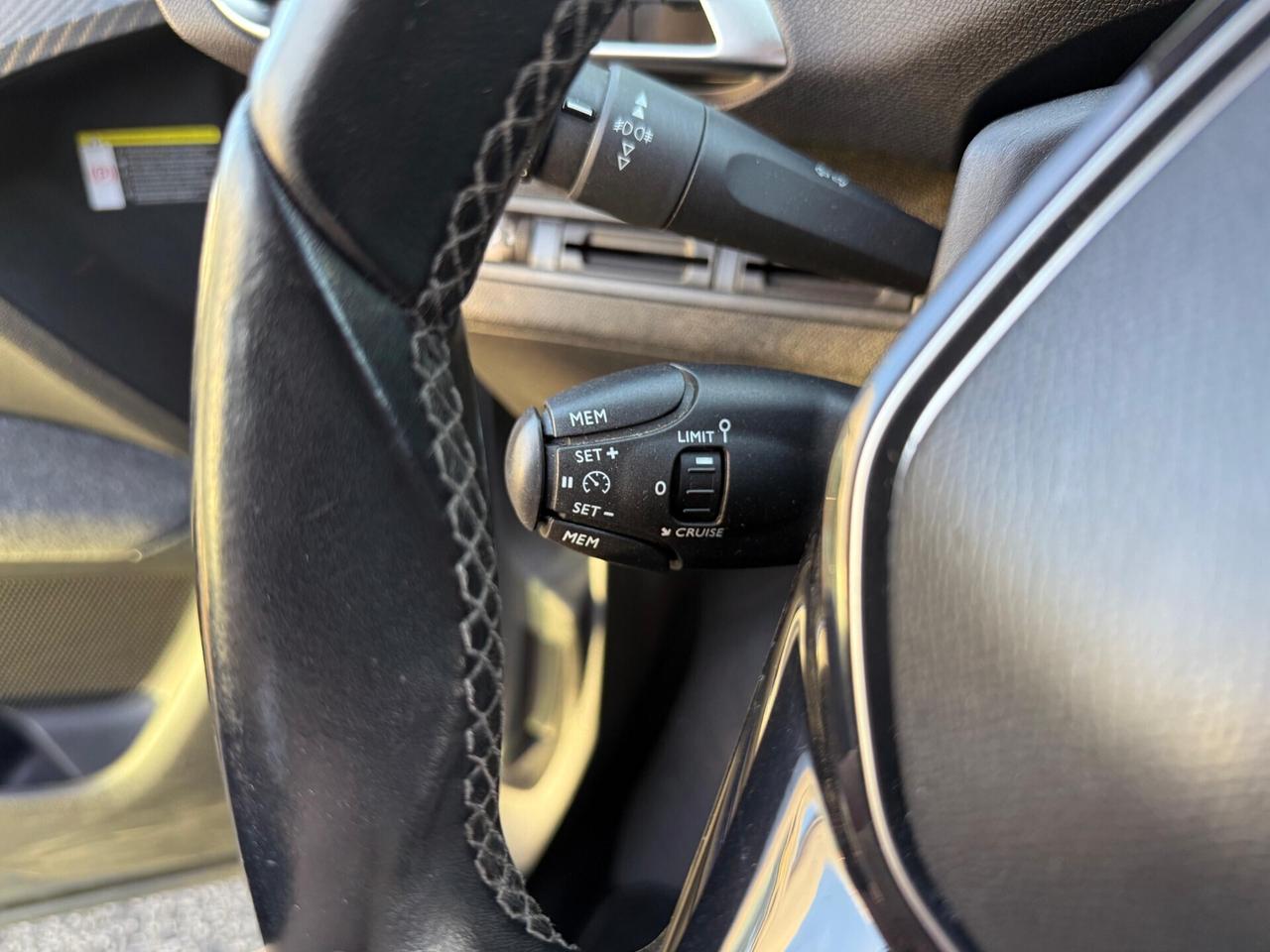 Peugeot 3008 BlueHDi 130 S&S Allure