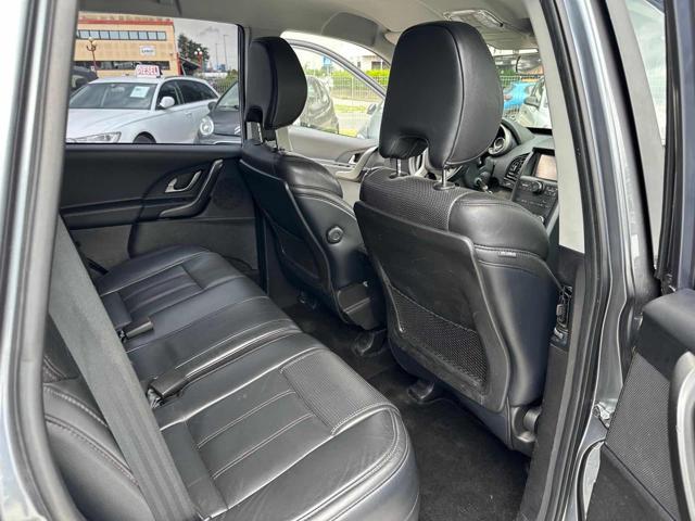 MAHINDRA XUV500 2.2 16V AWD W8