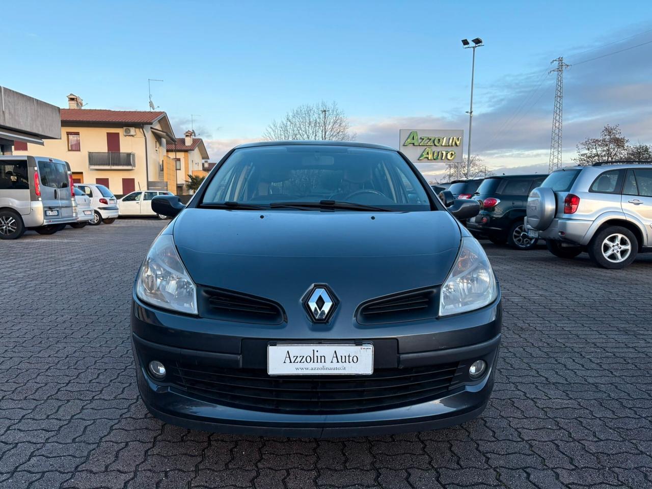 RENAULT CLIO LE IENE 1.2 BENZINA SI A NEOPATENTATI