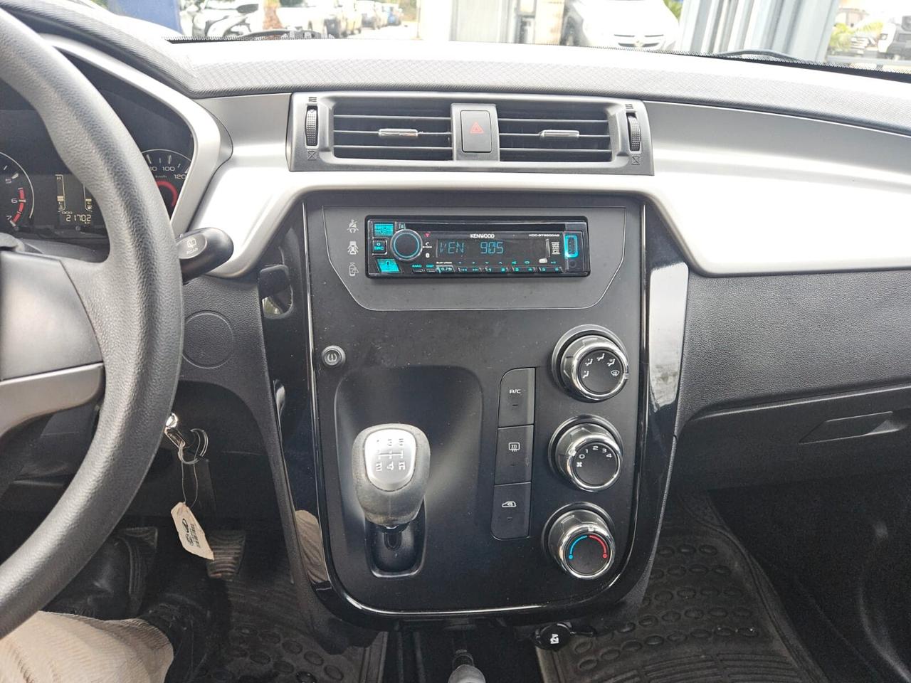 Mahindra KUV100 1.2 VVT K6+