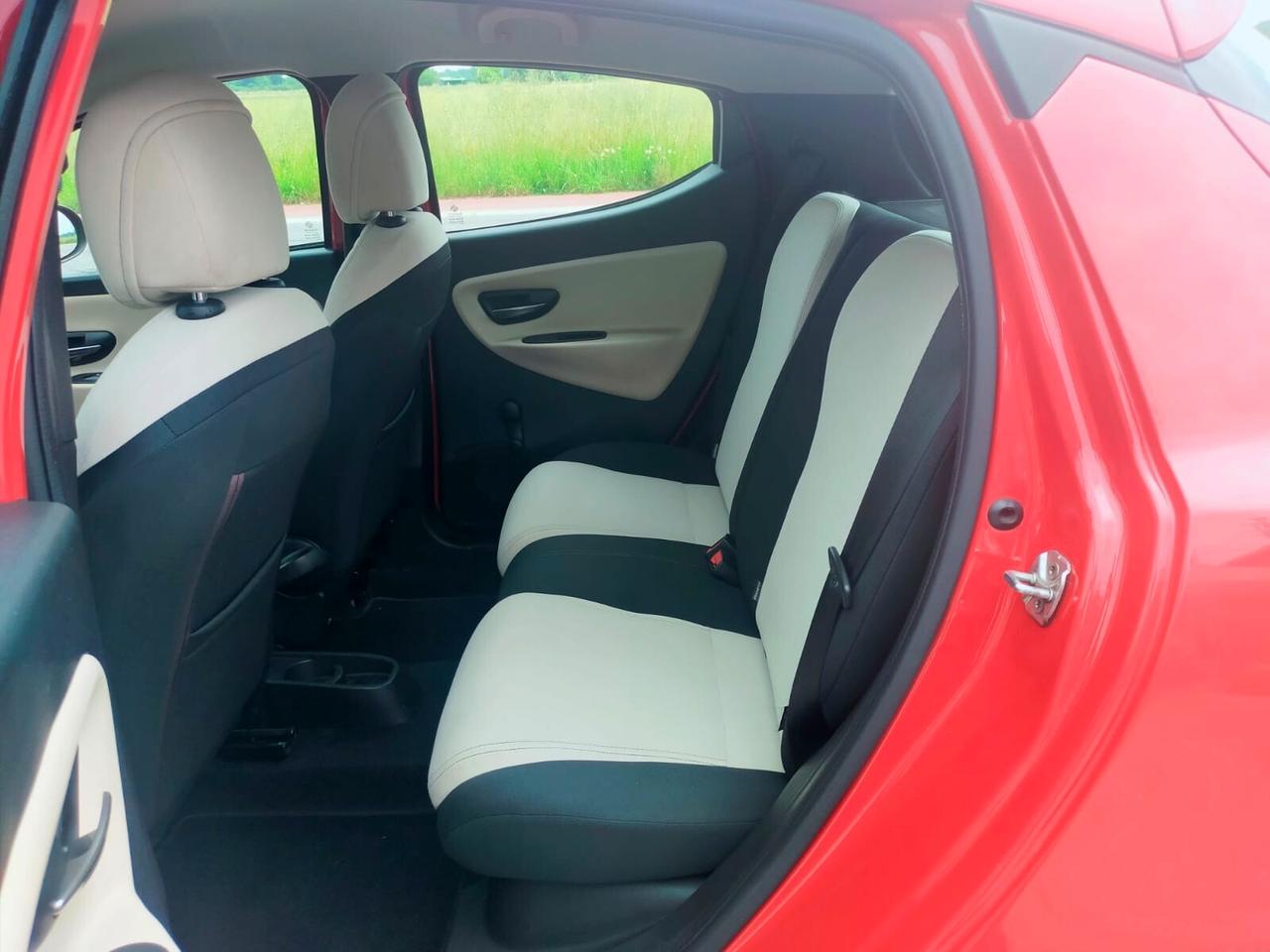 Lancia Ypsilon 0.9 TwinAir 85 CV 5 porte S&S DFN Gold AUTOMATICA