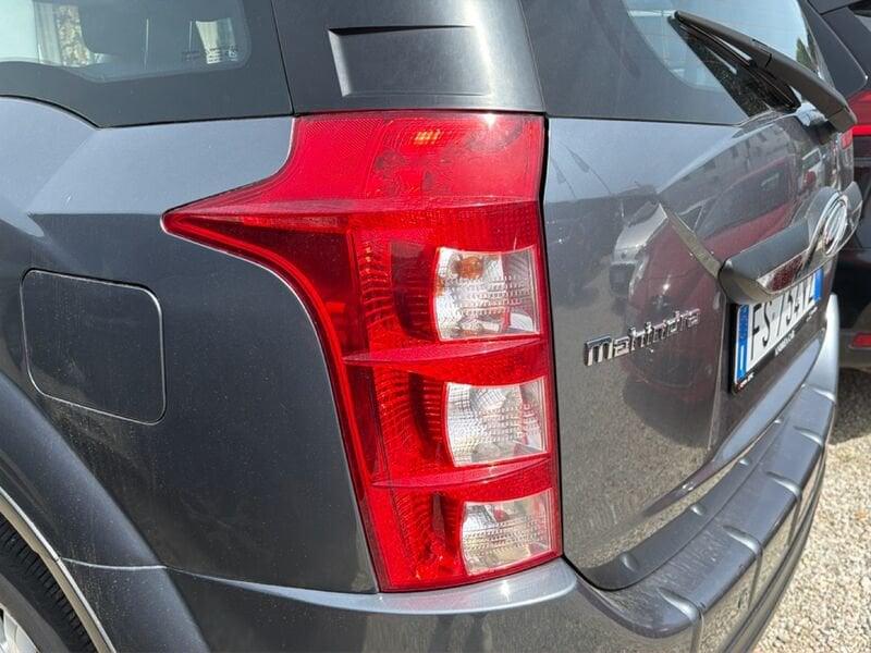 Mahindra XUV500 XUV500 2.2 16v W8 awd 7p.ti M1 E6