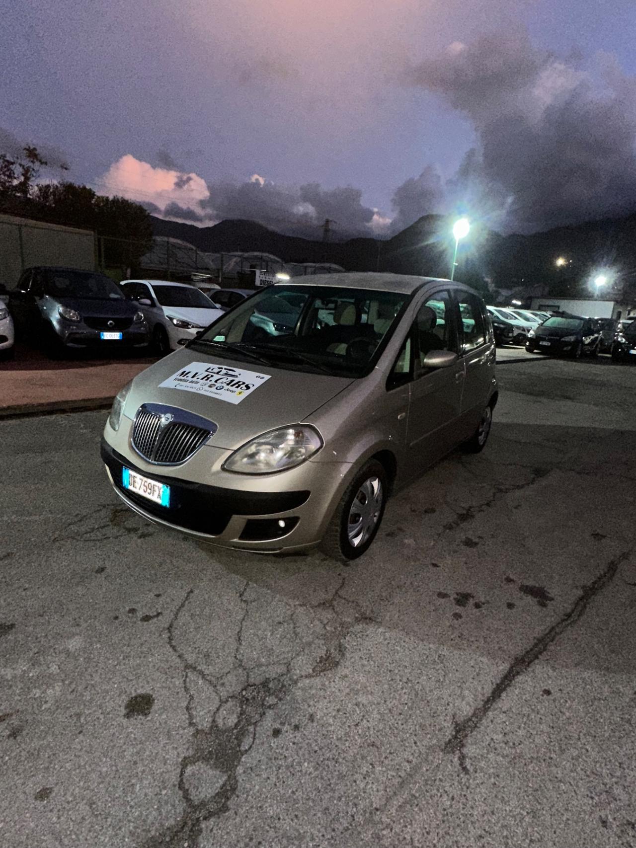 Lancia MUSA 1.4 16V Platino Plus