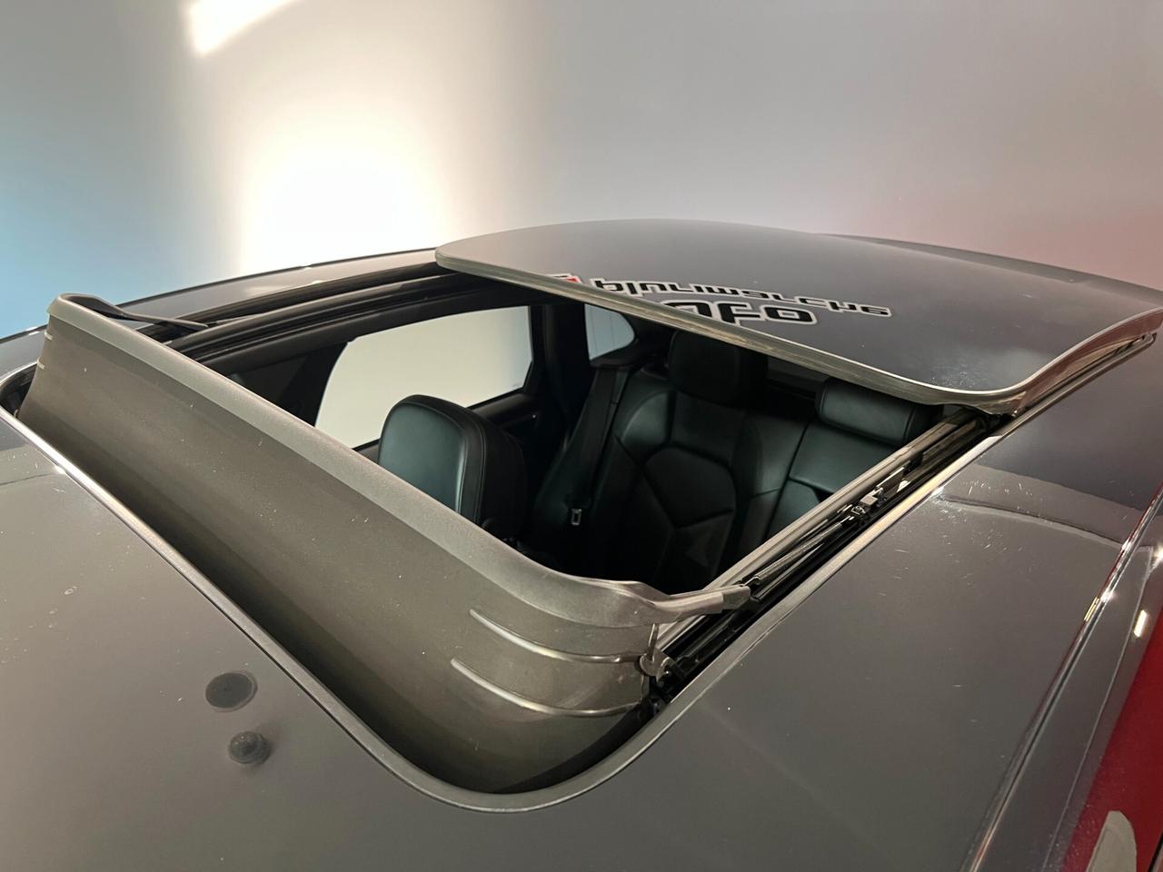 Porsche Macan 2.0 TETTO