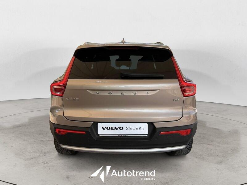 Volvo XC40 T2 129 CV Automatica NAVI LED Core