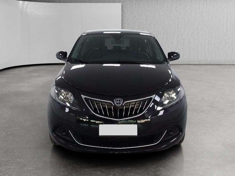 Lancia Ypsilon 1.0 firefly hybrid Platino s&s 70cv