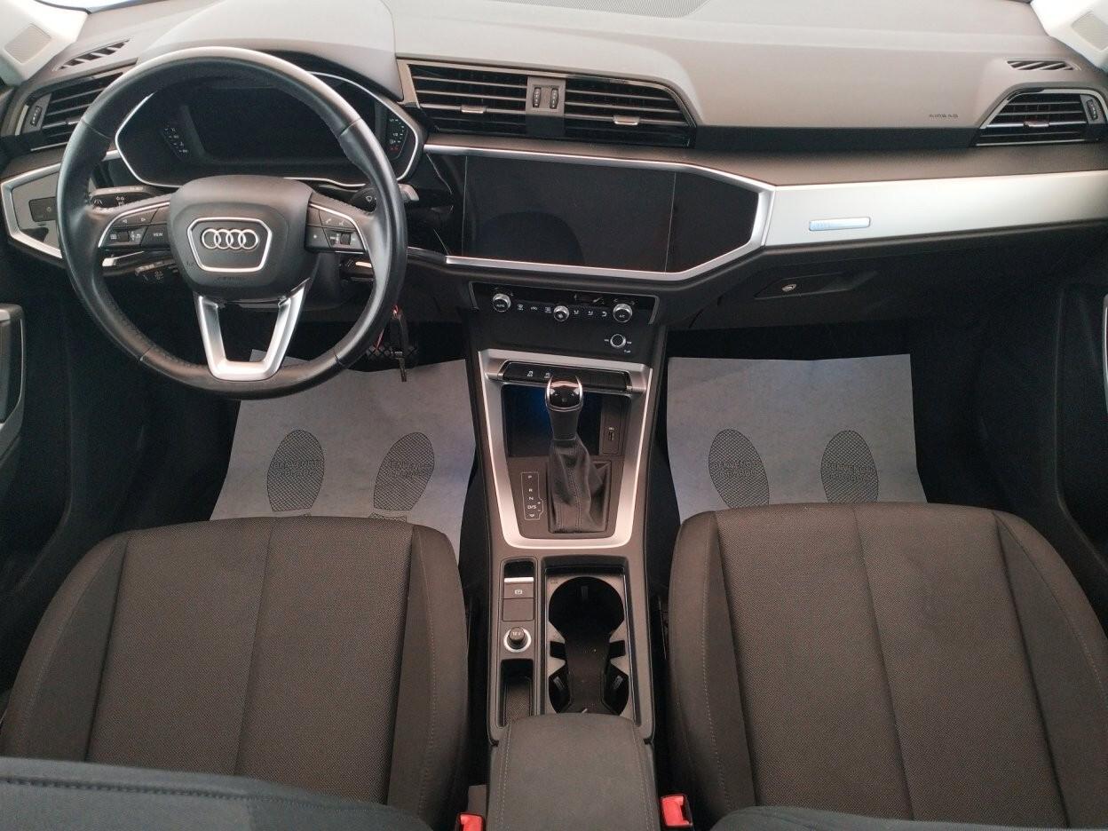 AUDI Q3 35 2.0 tdi Business s-tronic - IVA ESPOSTA