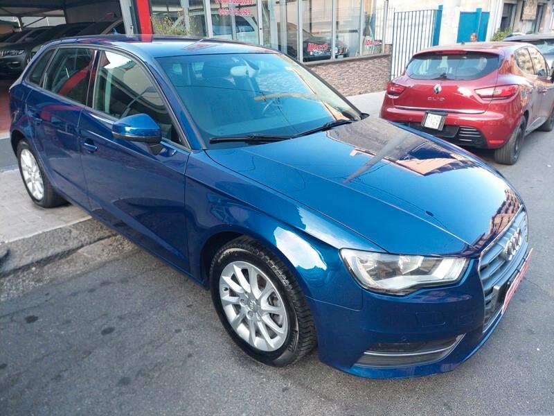 Audi A3 SPB 1.6 TDI clean diesel Attraction