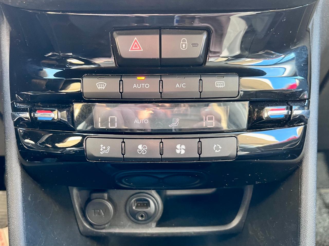 Peugeot 2008 1.6 BlueHDi 100cv Allure 2016