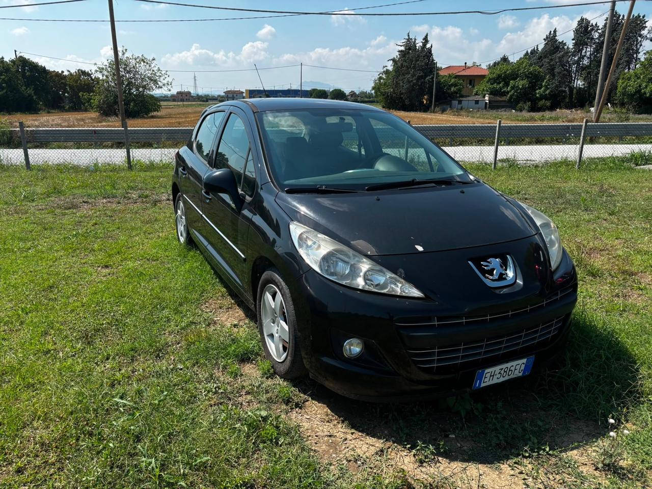 Peugeot 207 1.4 HDi 70CV 5p. Energie IDONEA PER NEOPATENTATI PERMUTABILE