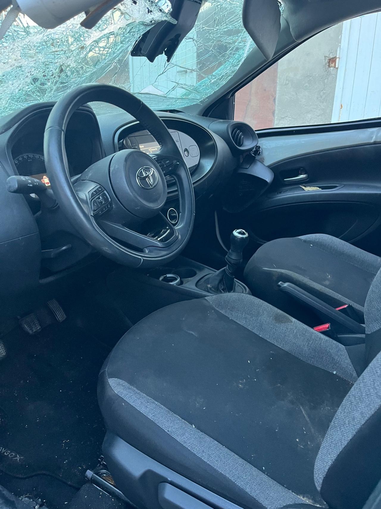 Toyota Aygo X 1.0 2022 40MILA KM INCIDENTATA