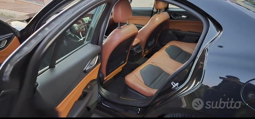 Alfa Romeo Giulia 2.2 Turbodiesel 180 CV AT8 Super