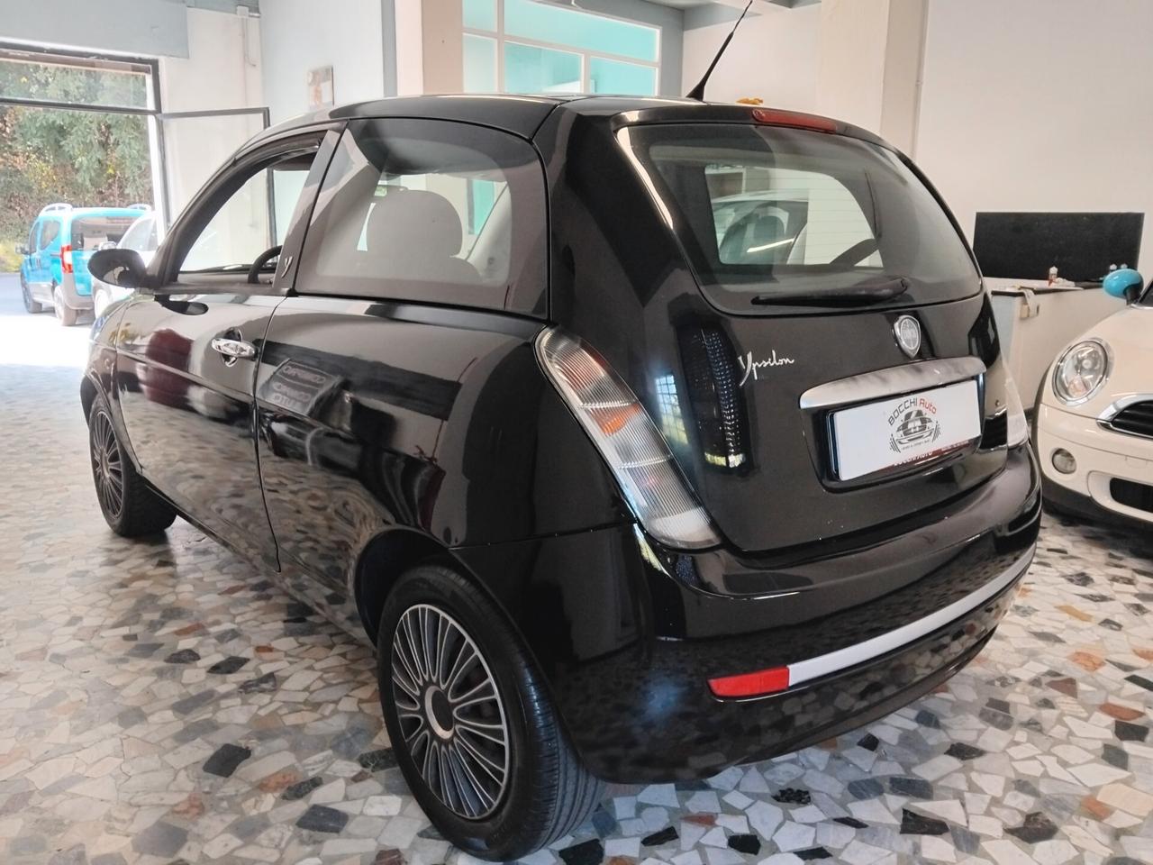 Lancia Ypsilon 1.2 Versus