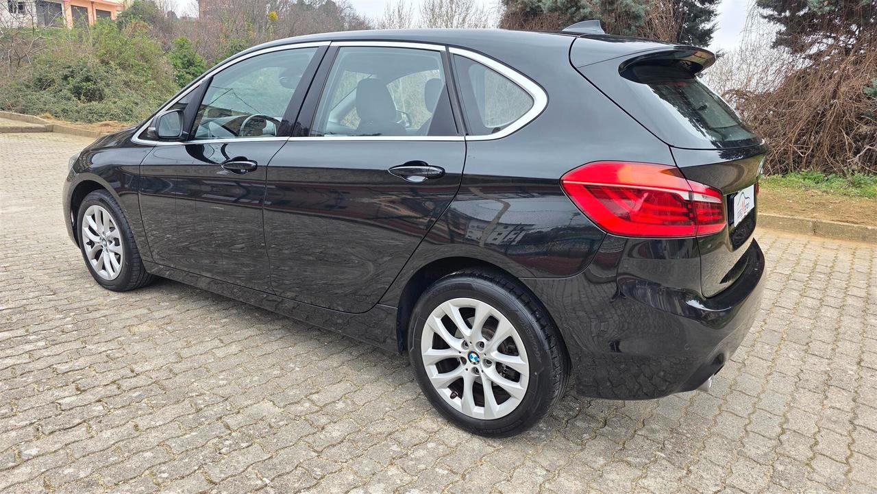 Bmw 2er Active Tourer 218d Luxury