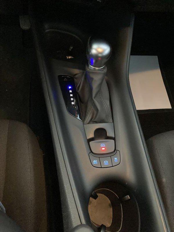 Toyota C-HR C-HR 1.8 Hybrid E-CVT Business