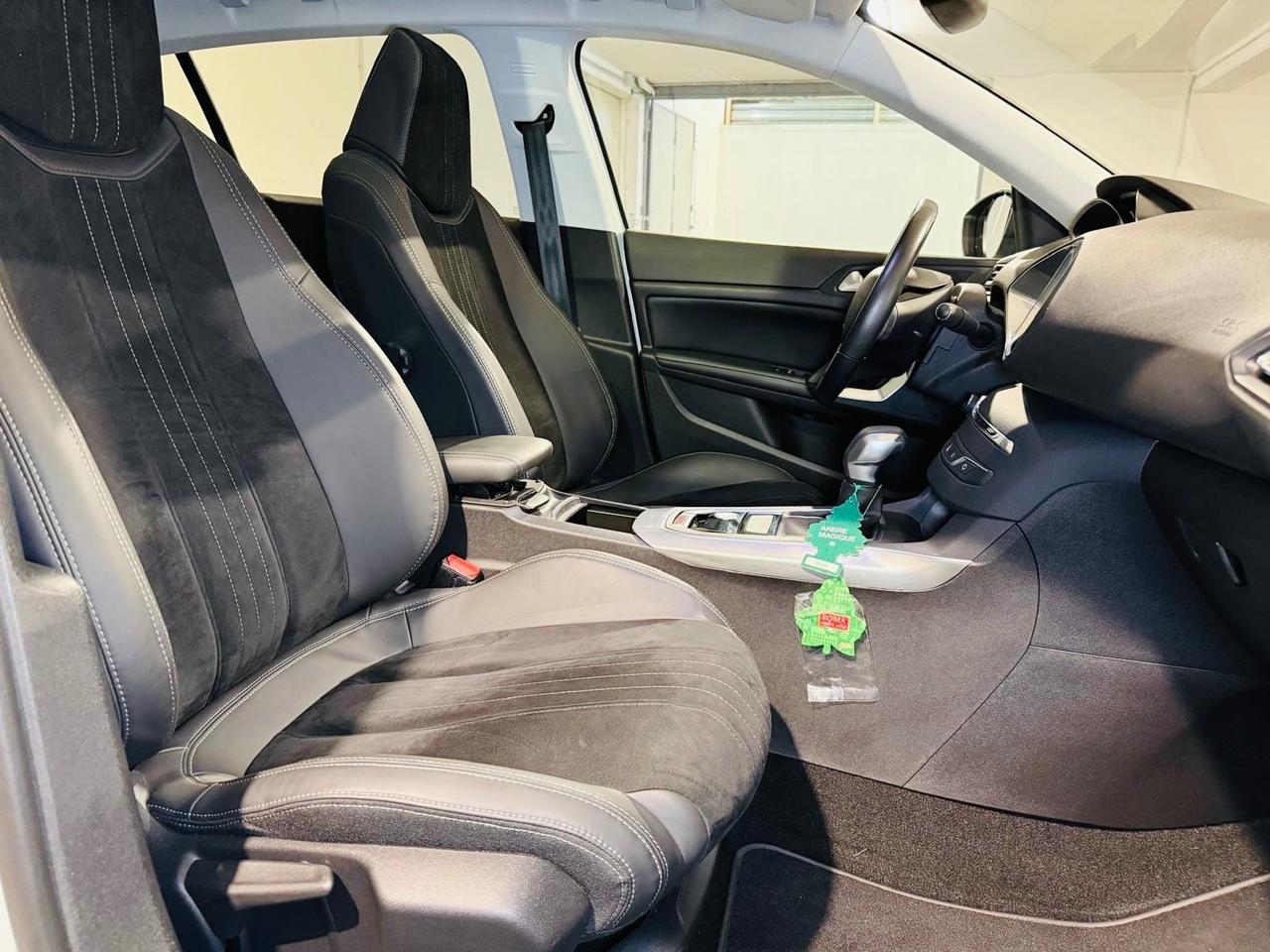 Peugeot 308*1.6 HDI*120CV*AUTOMATICA*TETTO*15 MILA KM*