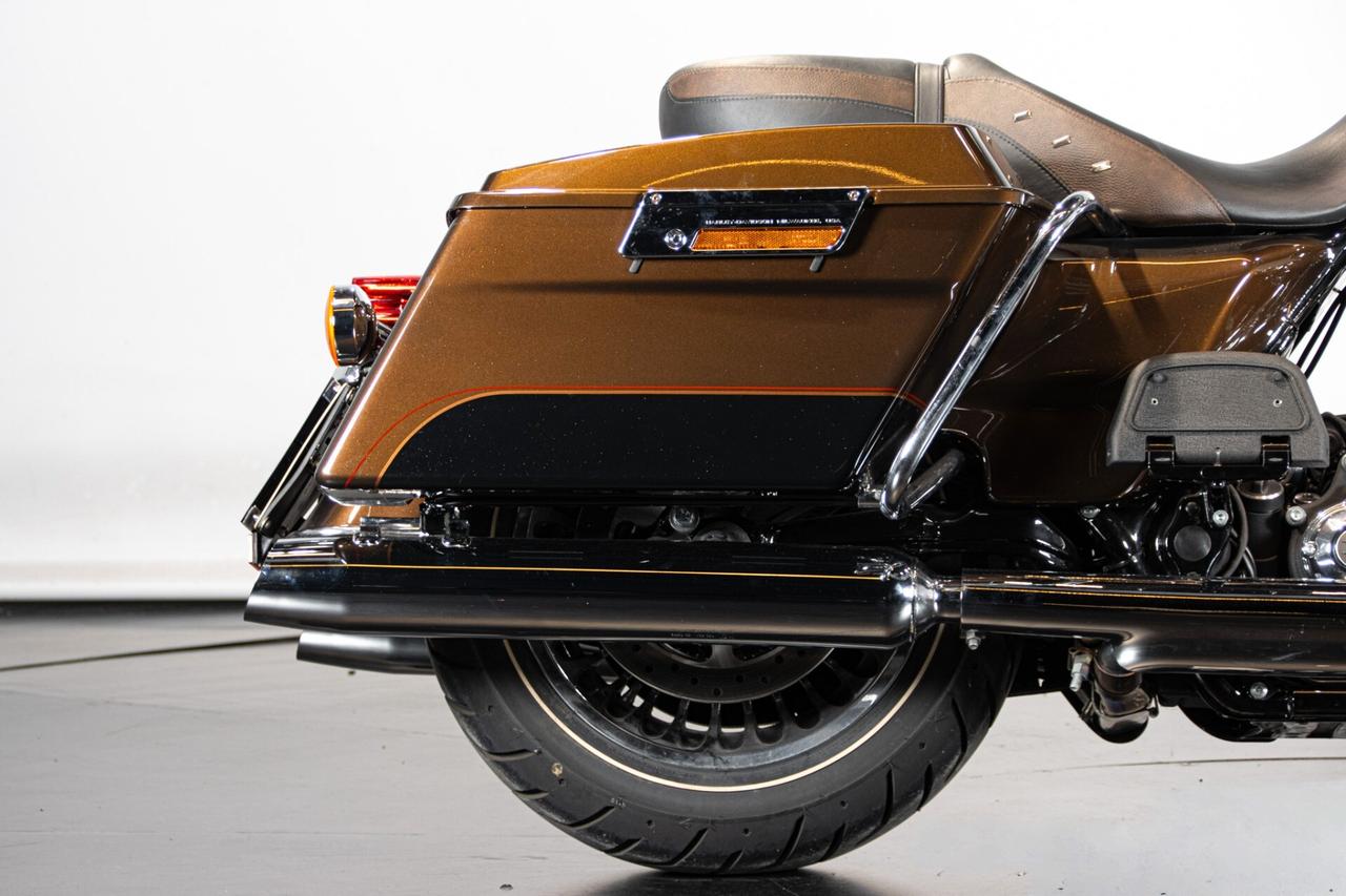 HARLEY DAVIDSON ROAD KING 110TH° ANNIVERSARY - 2013
