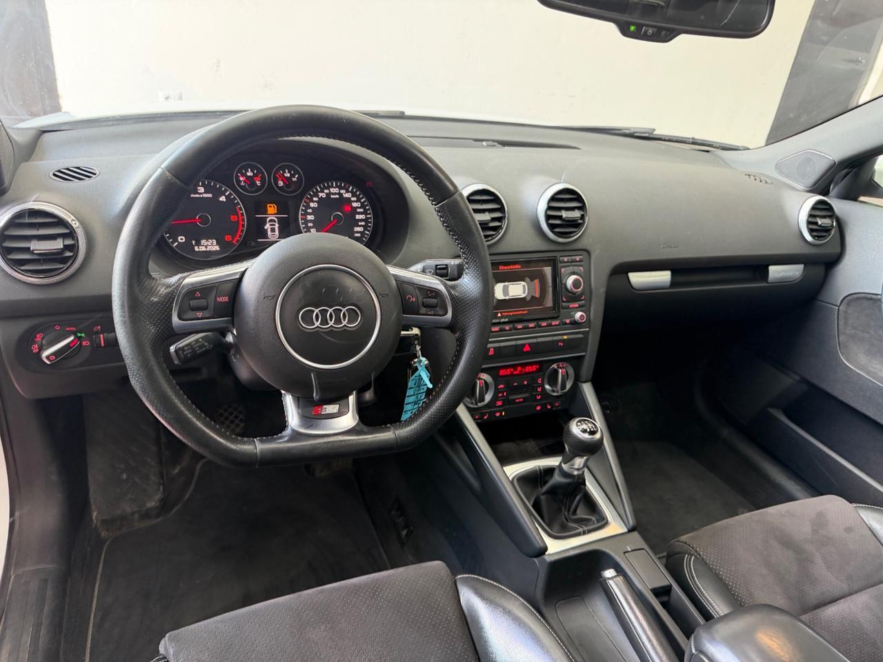 Audi A3 2.0 TDI S-Line quattro Attraction SPB