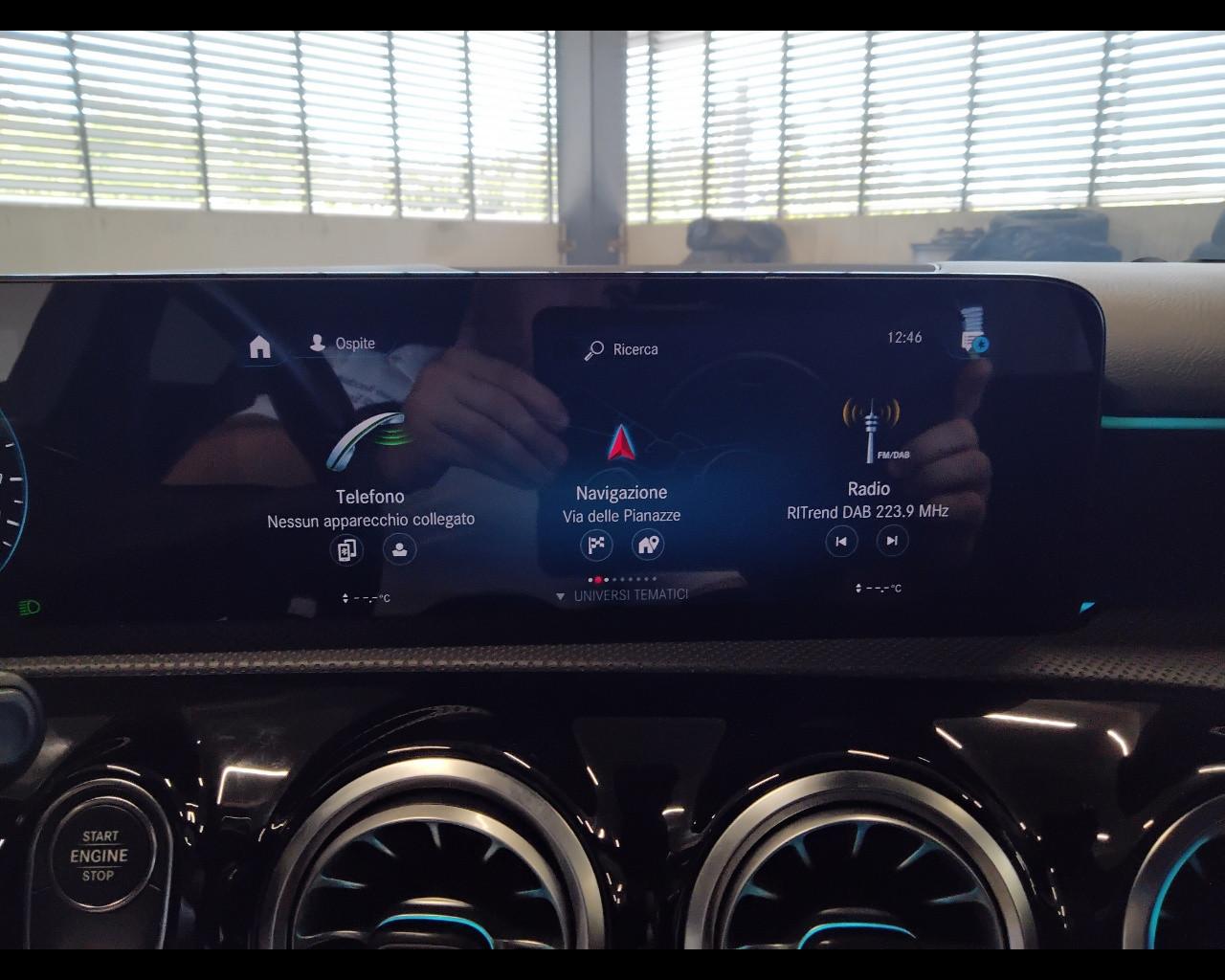 Mercedes-Benz Classe A - W177 2018 - A 250 e phev (eq-power) Premium auto