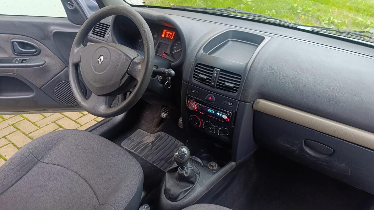 Renault Clio 1.5 dCi 82CV OK NEOPATENTATI