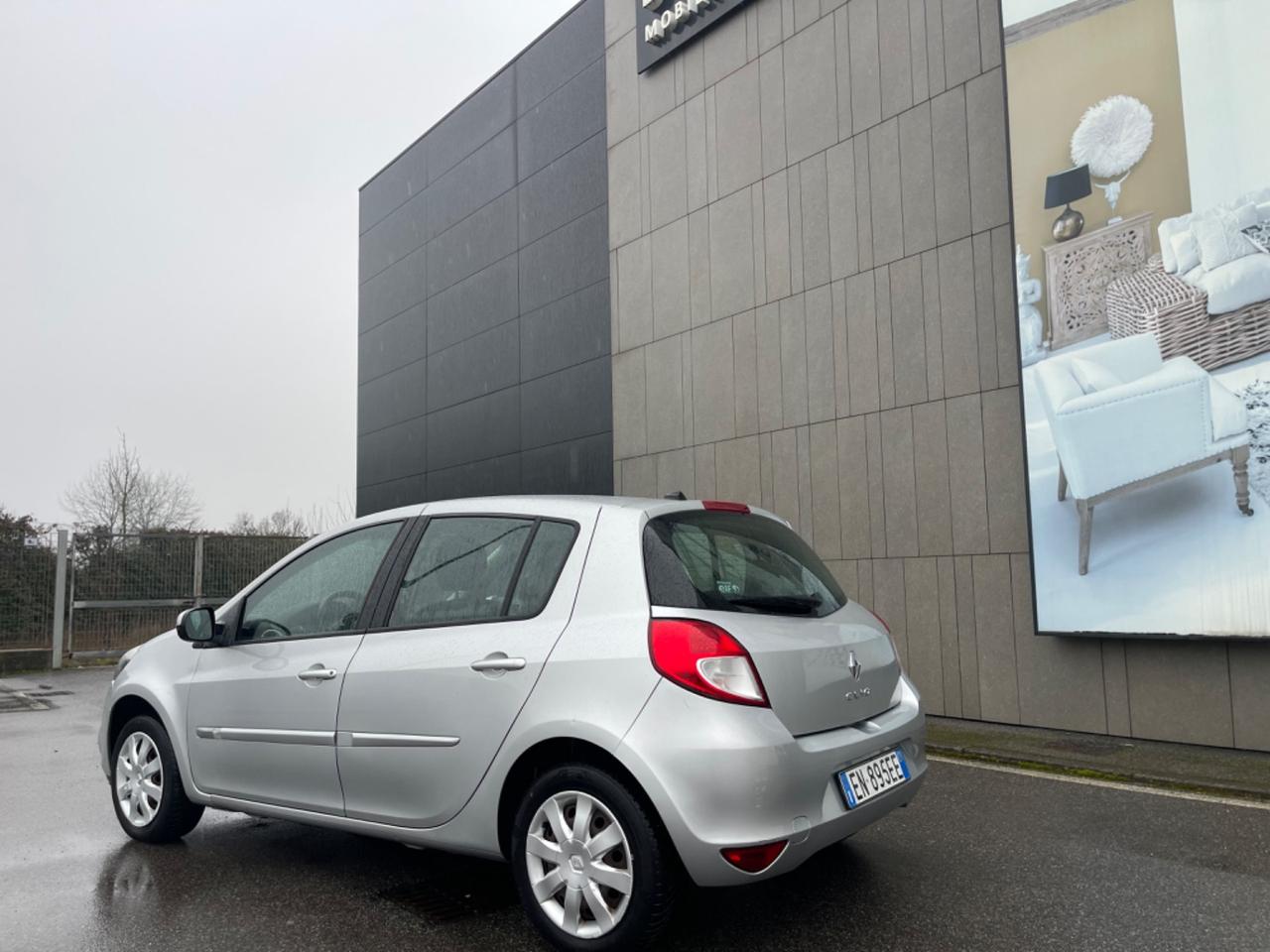 Renault Clio 1.2 16V 5 porte GPL Dynamique