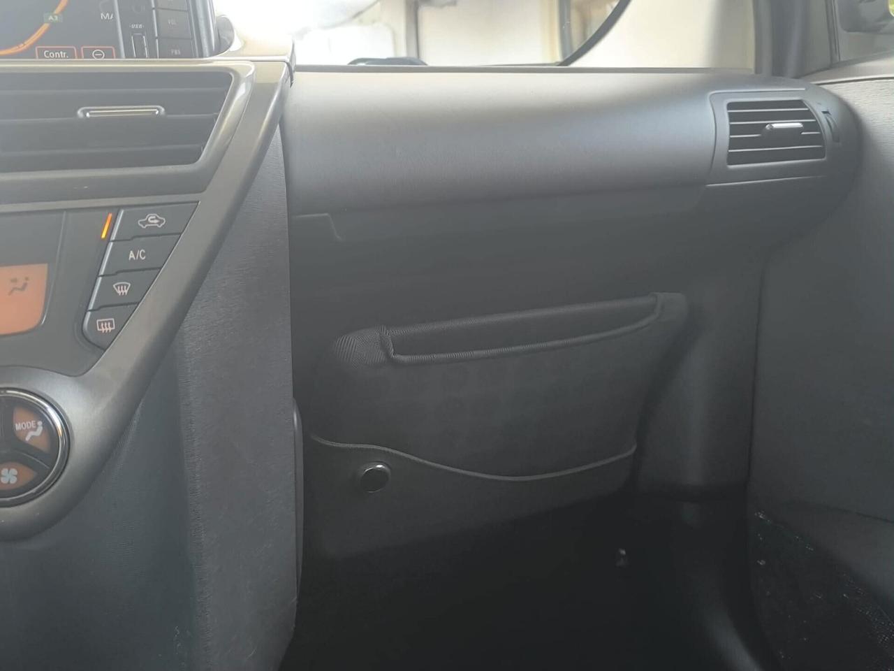 Toyota iQ 1.0 NAVI,CHIAVE KEYLESS,CERCHI IN LEGA