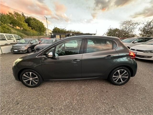 Peugeot 208 1.6 BlueHDi 75cv 5p Allure