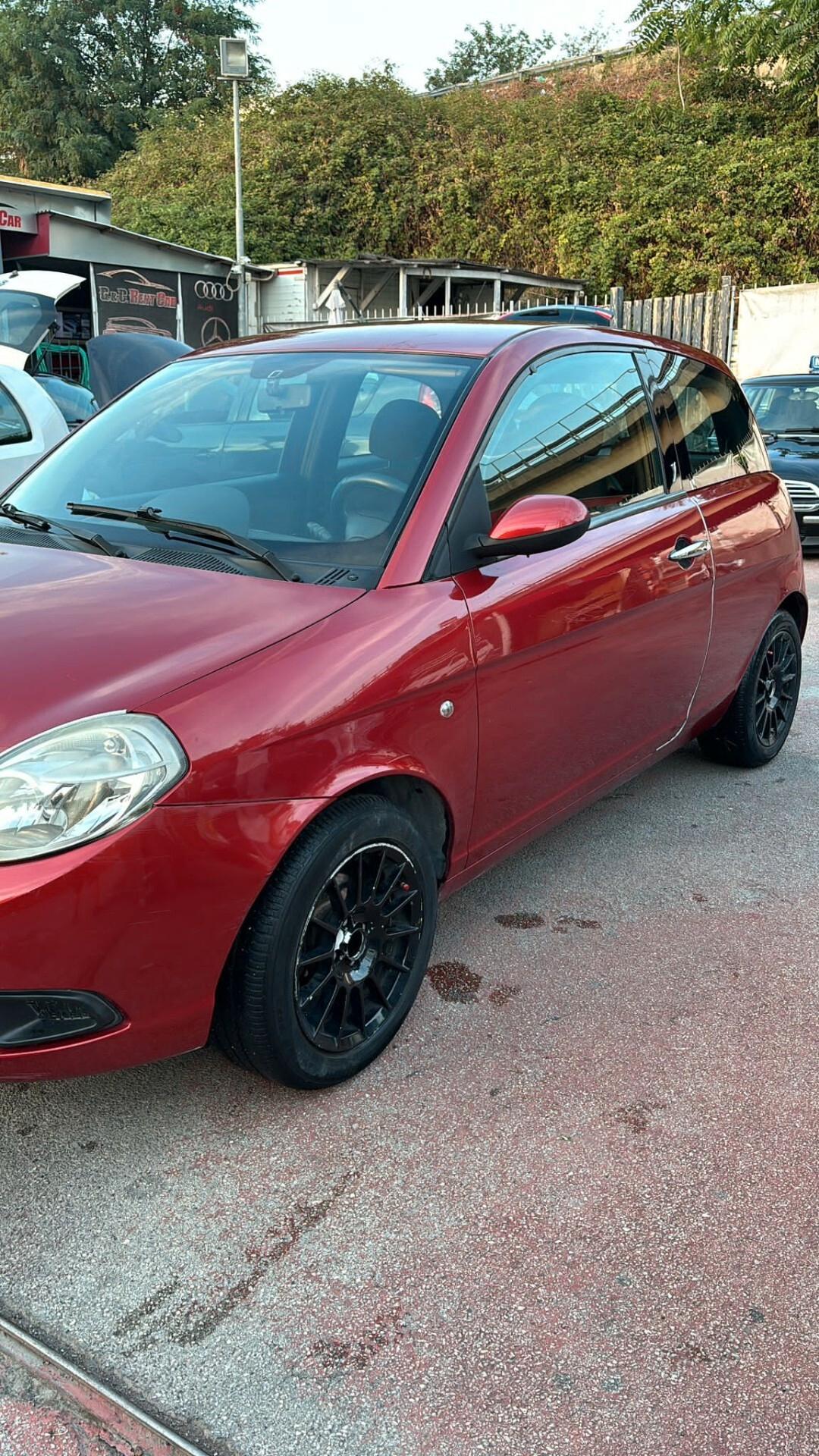 Lancia Ypsilon 1.2 Argento