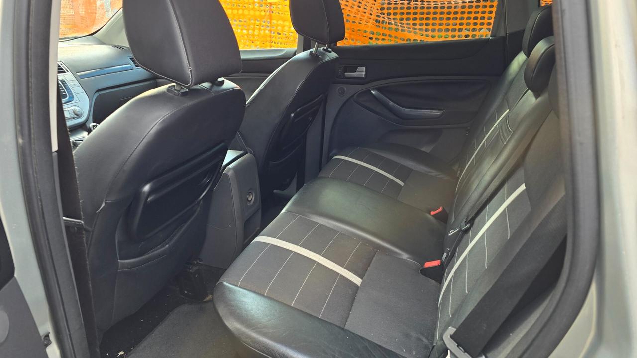 Ford Kuga 2.0 TDCi 136 CV 4WD Titanium DPF