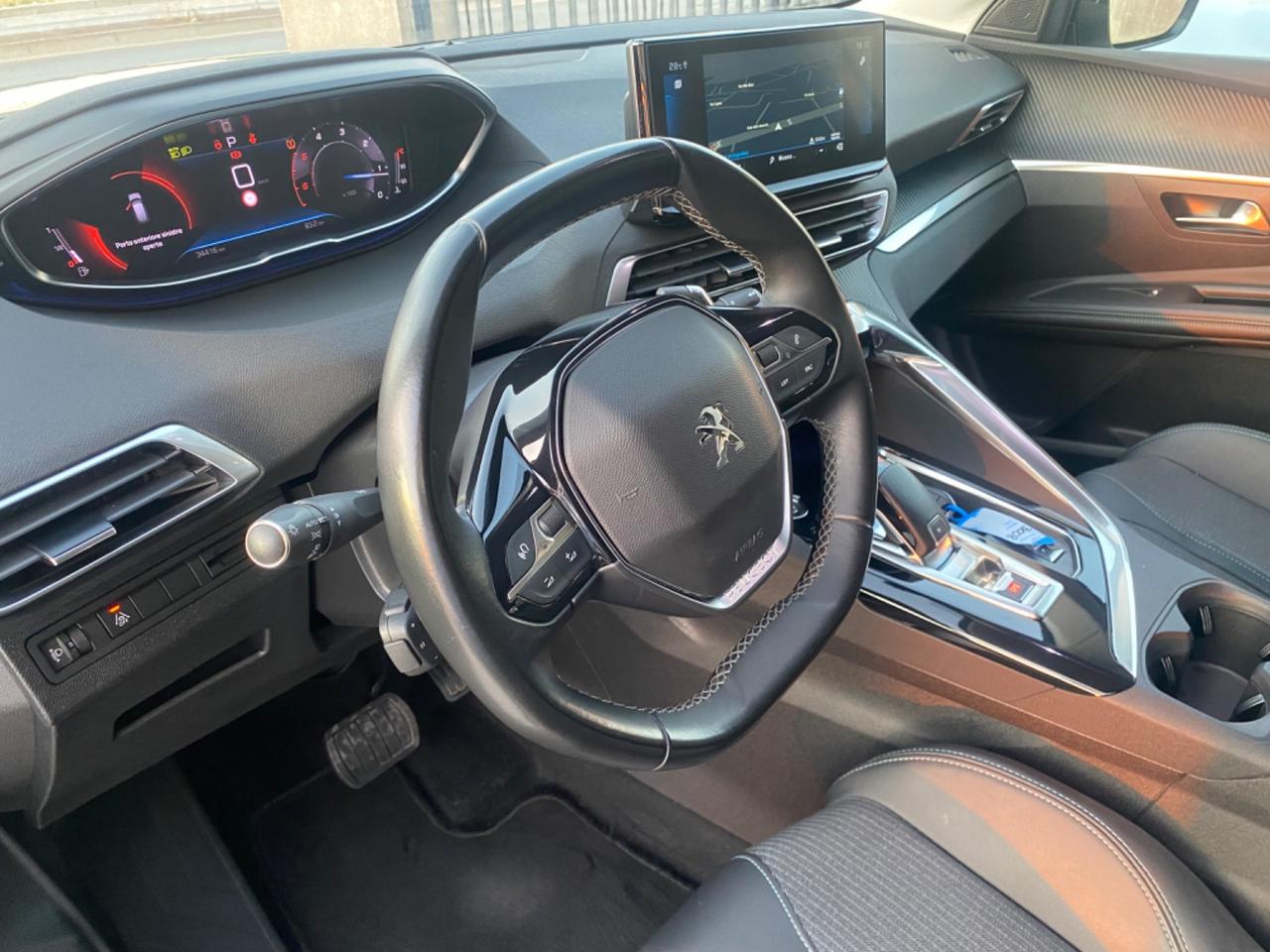 Peugeot 3008 BlueHDi 130 S&S EAT8 Allure