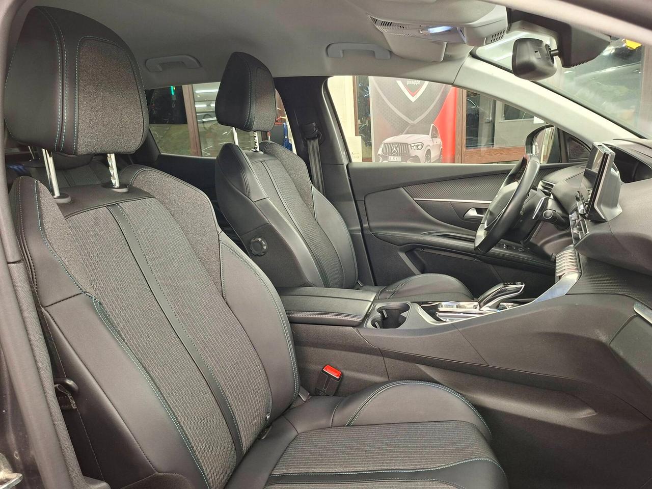 Peugeot 3008 BlueHDi 130 S&S Active