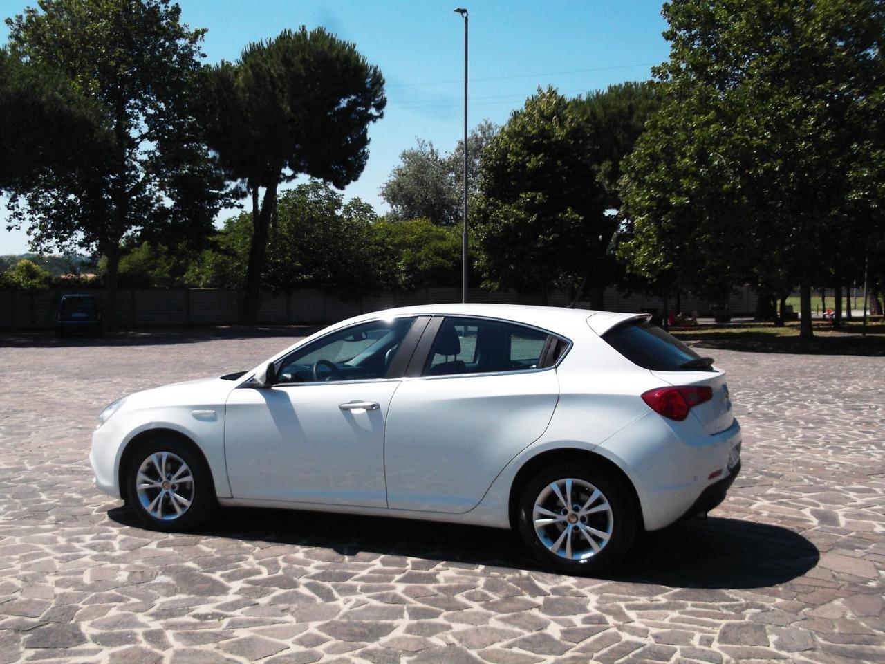 Alfa Giulietta 1.6 TDI Neopatentati 2010