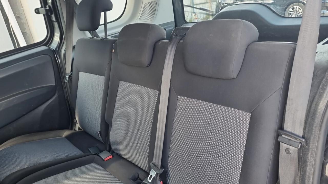 Fiat Doblo Doblò 1.4 T-Jet 16V Natural Power Active 120cv 88kw