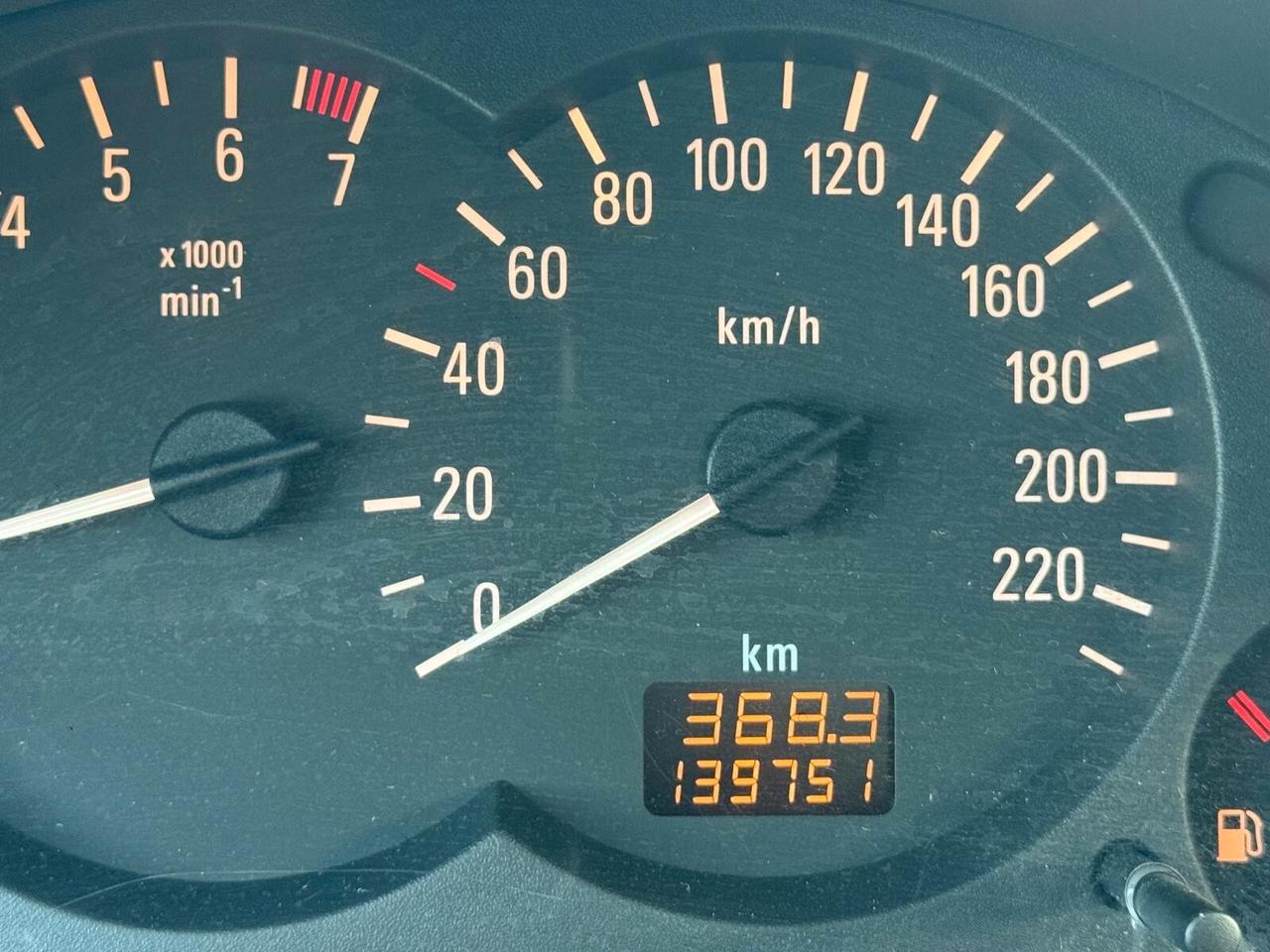 Opel Corsa 1.2 BENZ 75CV 5P UNIPRO 2002