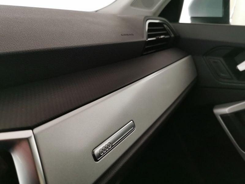 Audi Q3 35 2.0 tdi Business Advanced s-tronic