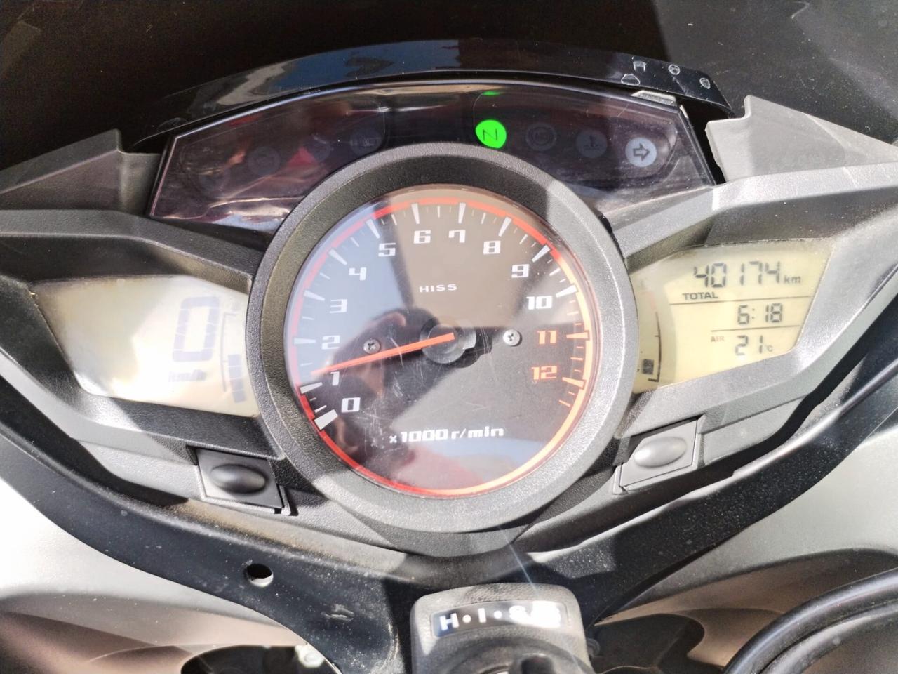 Honda VFR 1200 F gt v4 173 cv