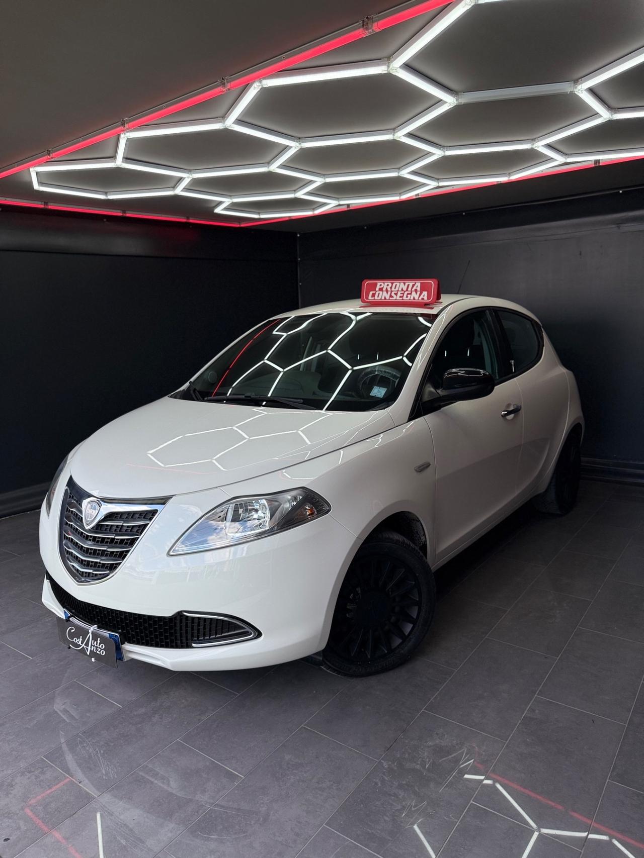Lancia Ypsilon 1.2 Benzina 69cv Platinum 2014