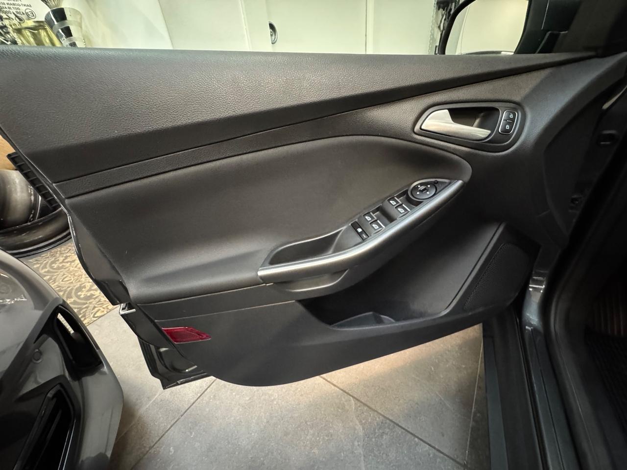 Ford Focus 2.0 TDCi 150 CV Start&Stop Powershift SW Titanium X