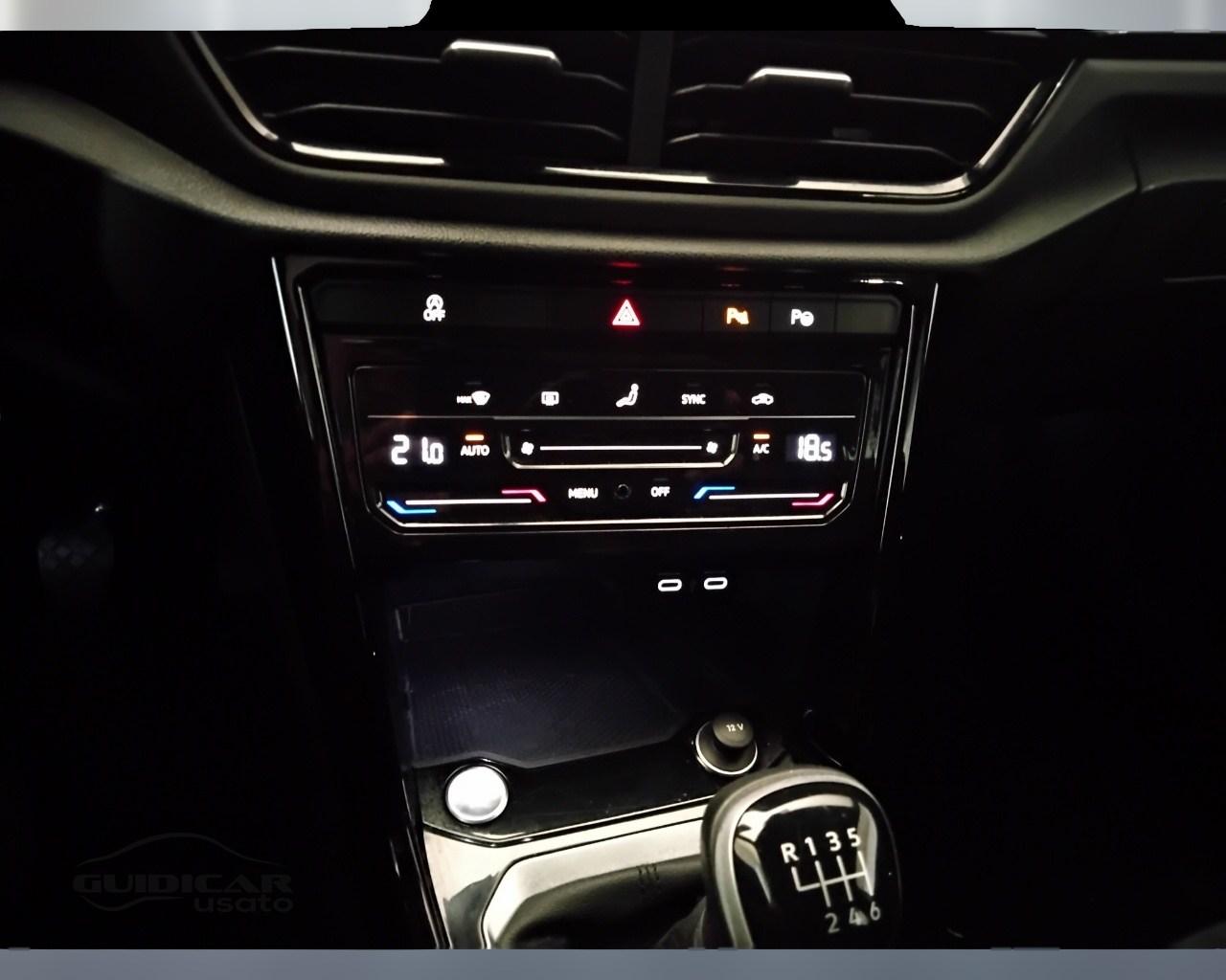 VOLKSWAGEN T-Roc I 2022 - T-Roc 1.0 tsi Style 110cv