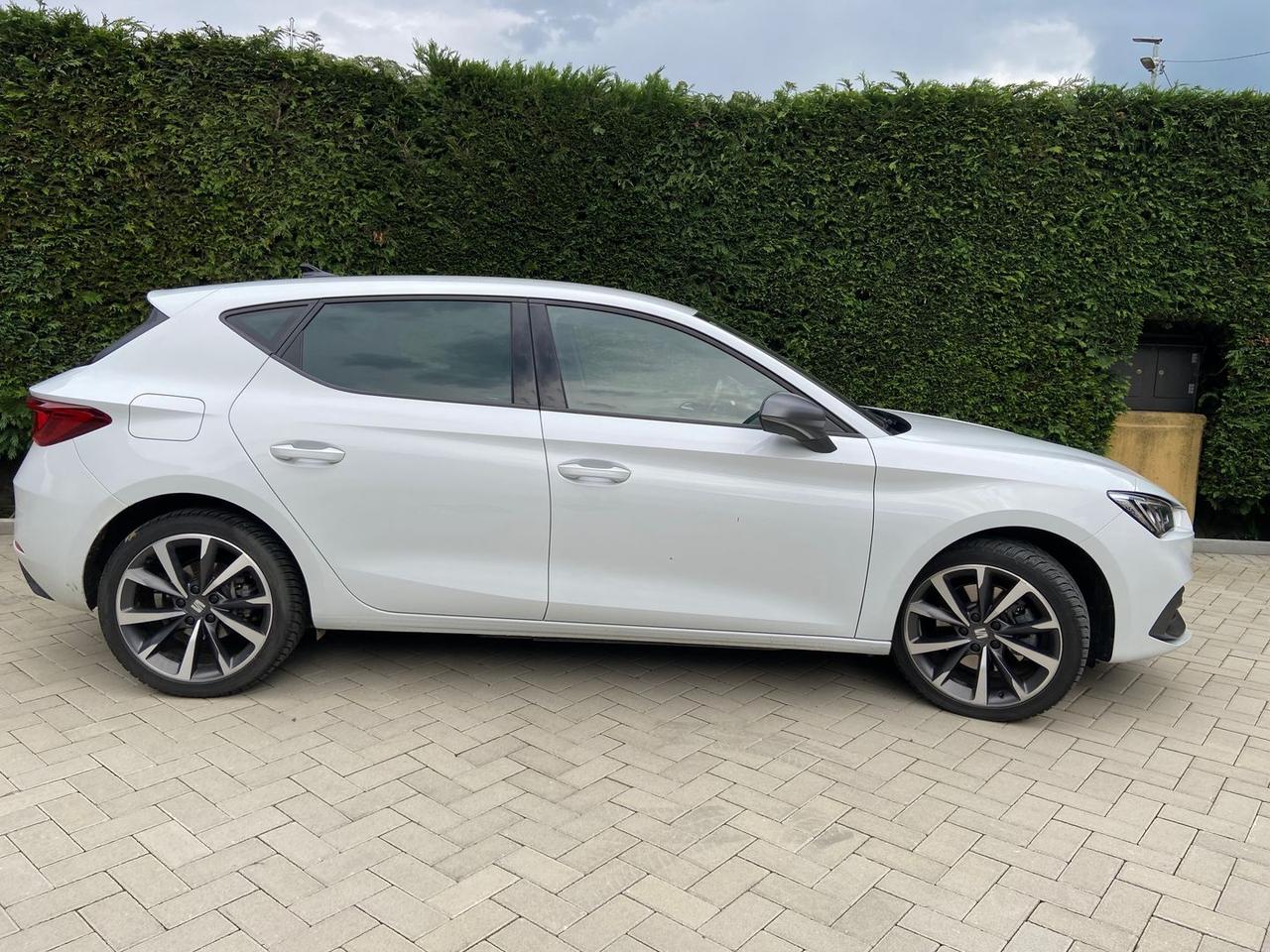 Seat Leon León 1.4 e-HYBRID PHEV FR