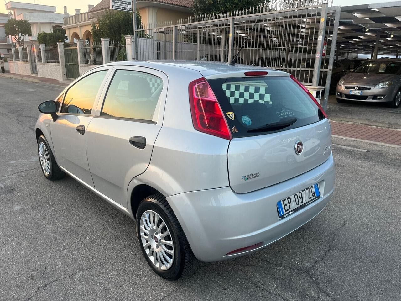 Fiat Grande Punto 1.4 Natural Power Unipro 2013