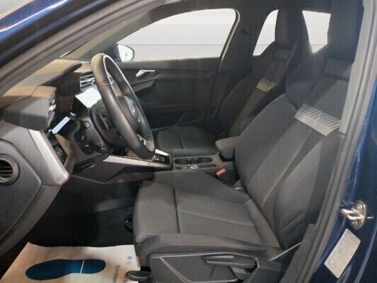 Audi A3 Sportback 35 2.0 tdi s-tronic s-line