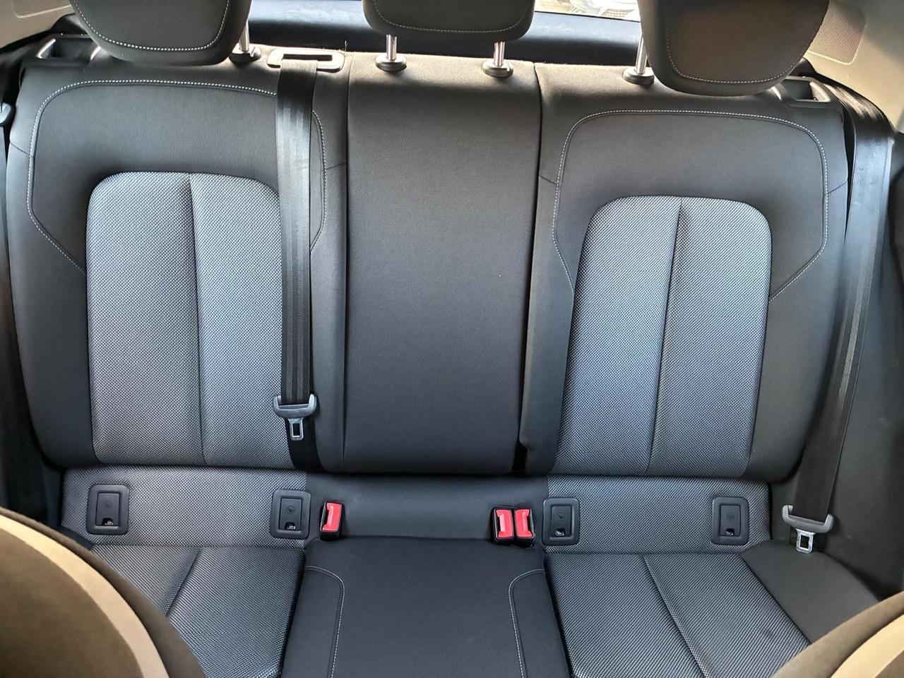 Audi Q2 30 TDI S tronic line Edition