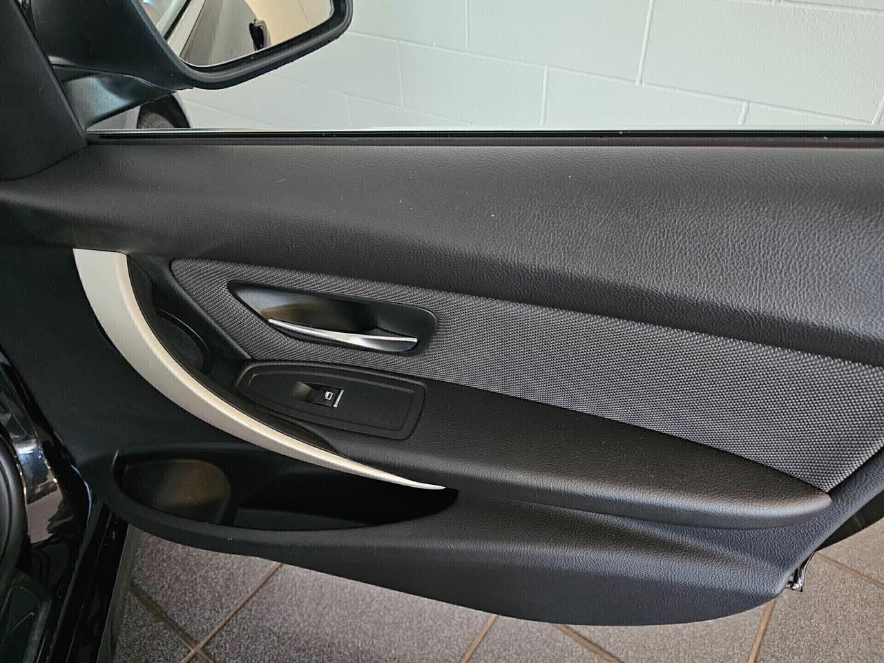 Bmw 330dA Touring Sport 258cv