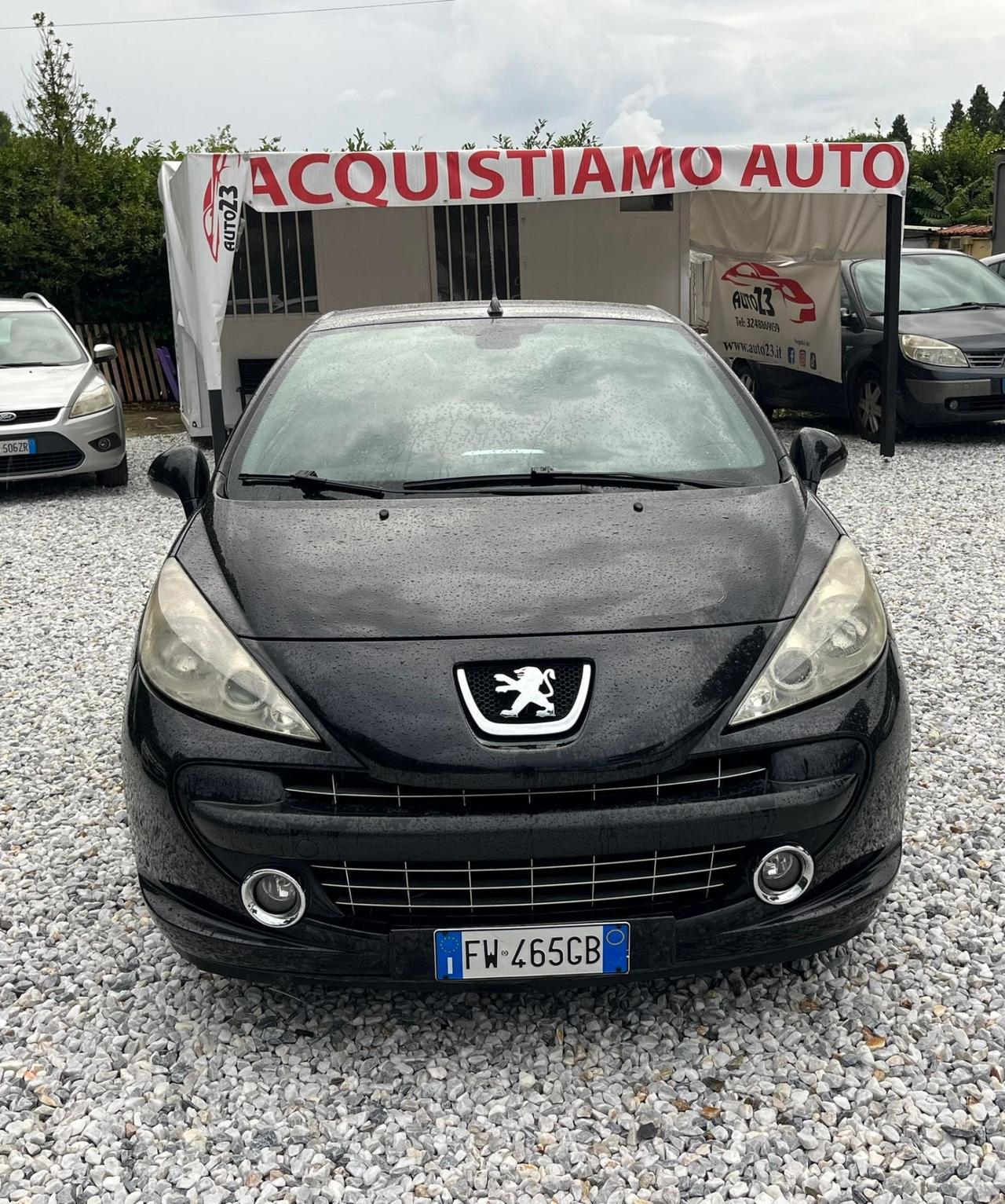 Peugeot 207 1.6 HDi 110CV CC Féline