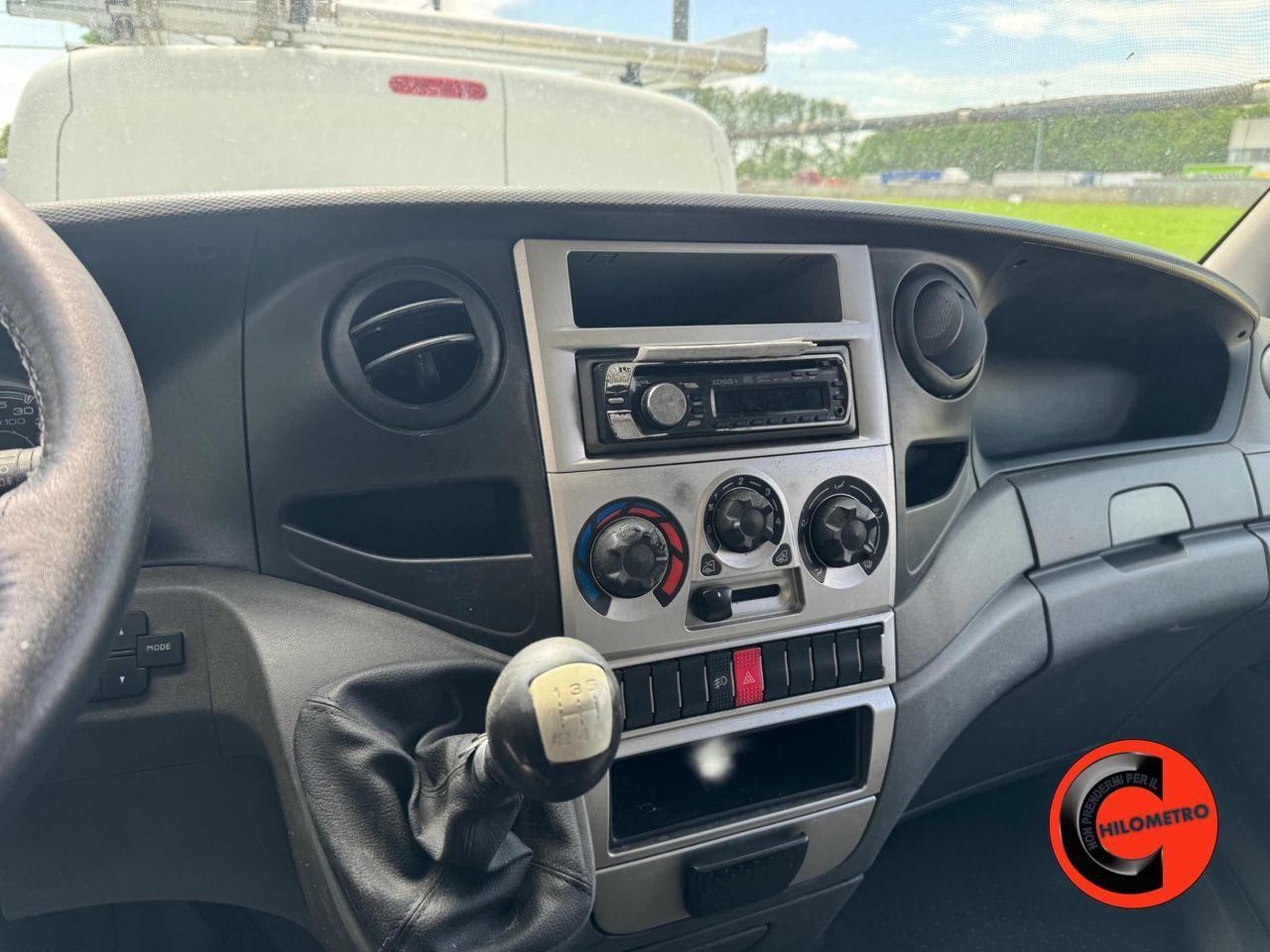 Iveco Daily 35 2.3 ISOTERMICO+FRIGO FNAX ATP+GANCIERE CARNI-