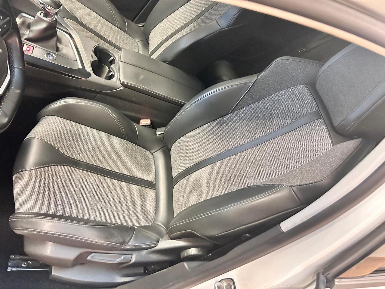 Peugeot 3008 PureTech Turbo 130 S&S Active